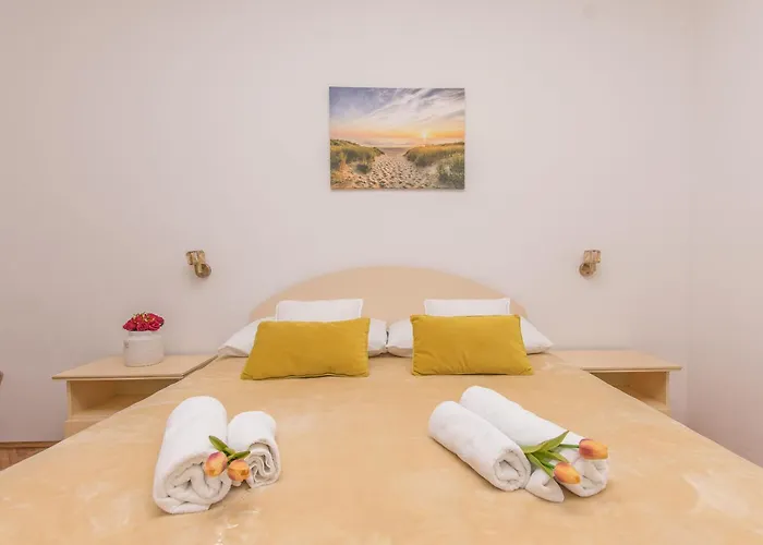 Lägenhet Garden By The Sea *